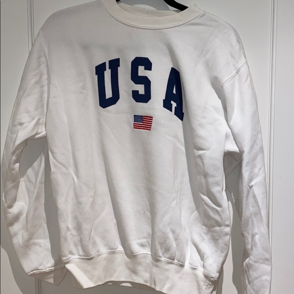 brandy melville USA crewneck